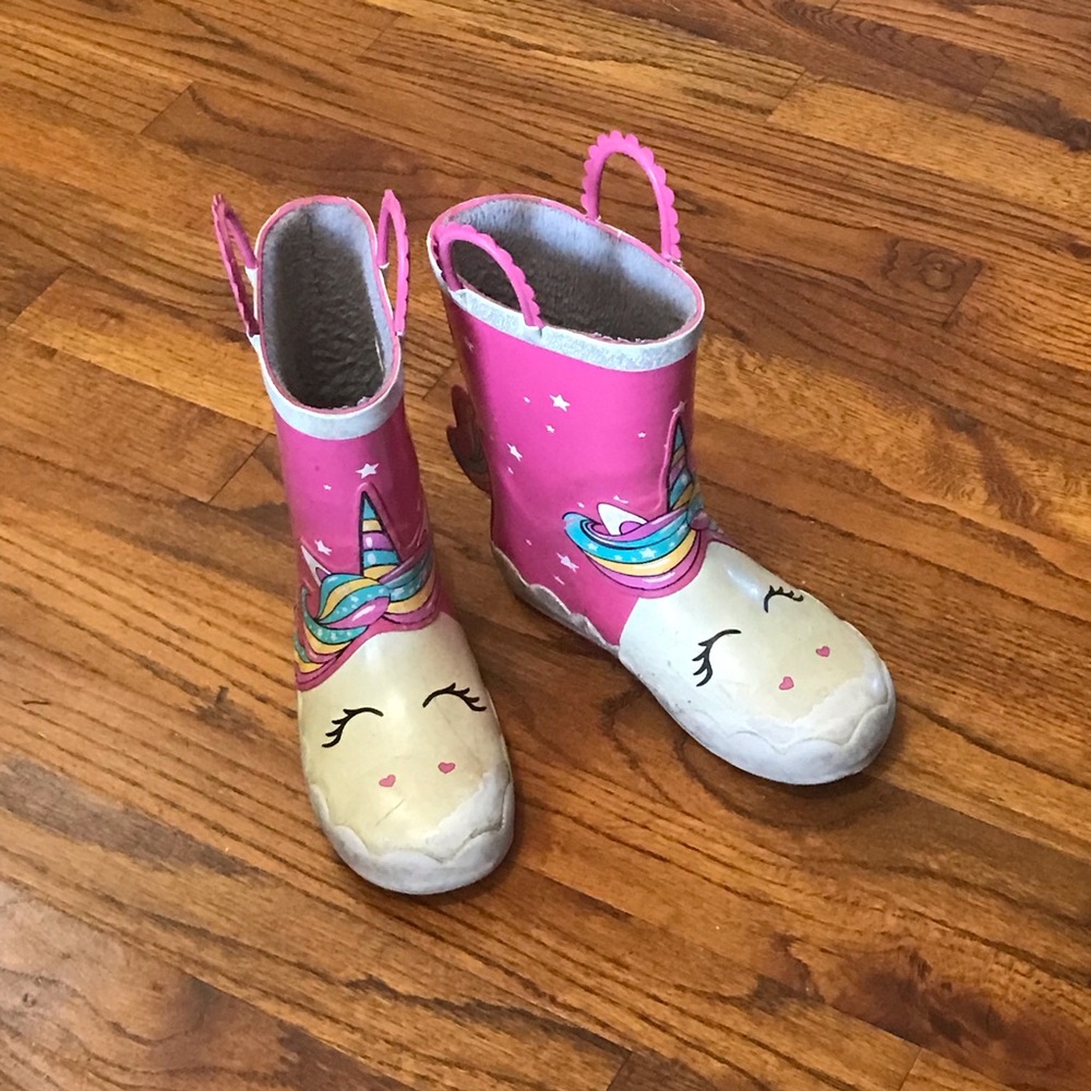 Western Chief Unicorn Rain Boots Rainboots adorable rain boots unicorn & rainbow
